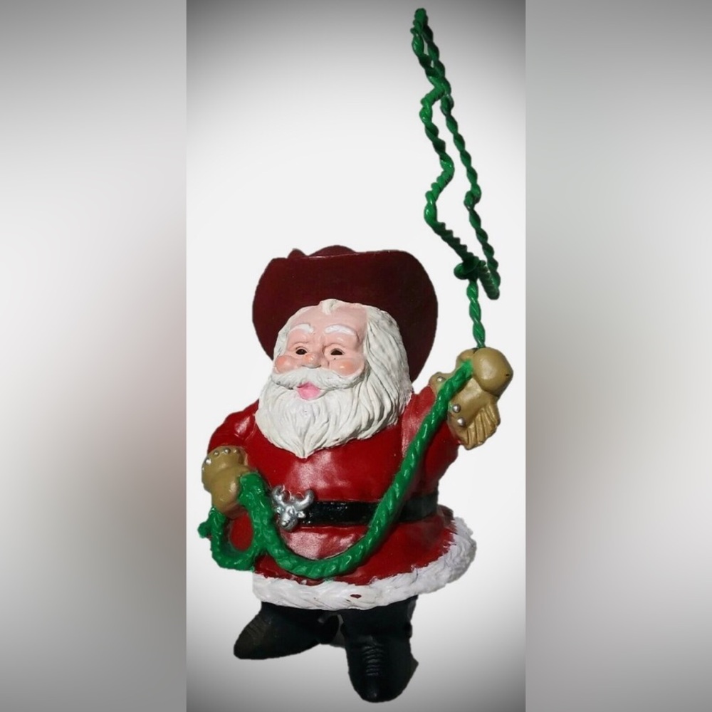 Vintage 1992 Hallmark Keepsake Ornament Santa’s Roundup 1.25” wide x 2.0” NWT